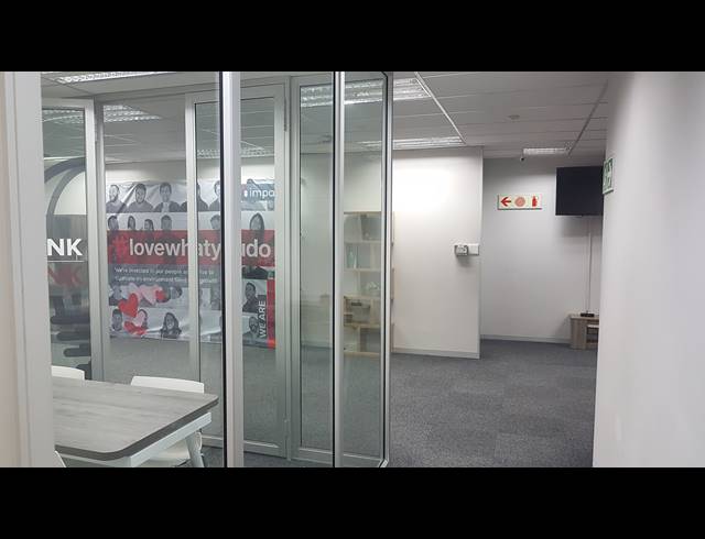 1,004M² OFFICE TO LET IN TYGER VALLEY